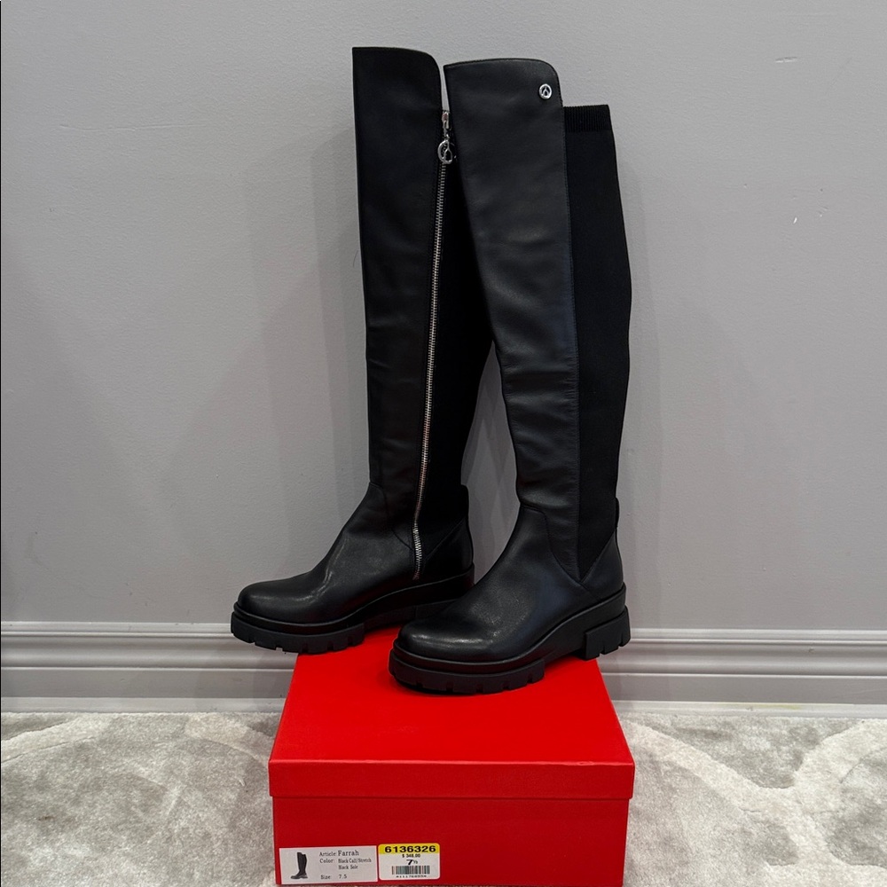 Wishbone collection , brand new, size  7.5 us size , real leather